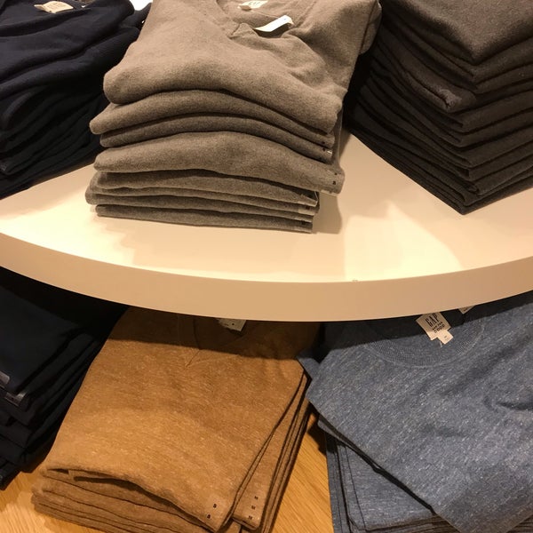 Gap Clothing Store In 足立区 Gap Clothing Store In 足立区