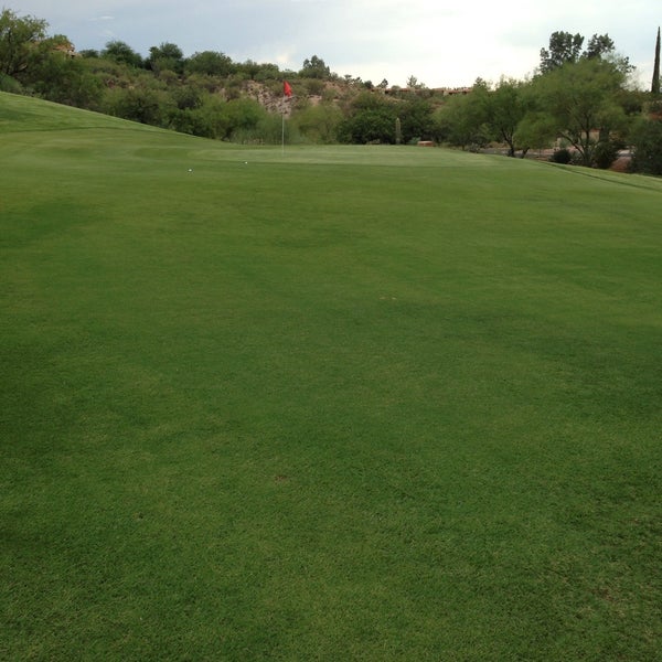 Das Foto wurde bei Hilton Tucson El Conquistador Golf &amp; Tennis Resort von Tracy B. am 7/14/2015 aufgenommen