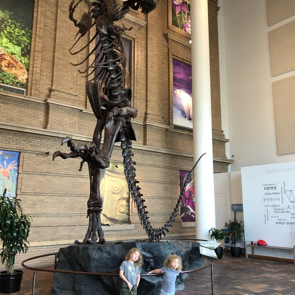 รูปภาพถ่ายที่ Denver Museum of Nature and Science โดย Tracy B. เมื่อ 8/5/2021