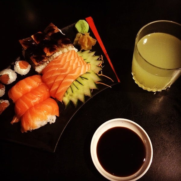 รูปภาพถ่ายที่ Miyagi Sushi โดย Rafael F. เมื่อ 8/7/2014