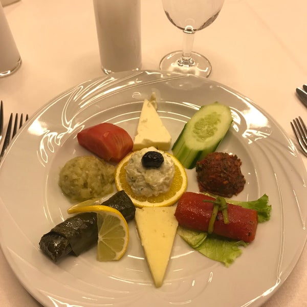 Foto diambil di Anatolia Hotel oleh Onur G. pada 11/2/2019
