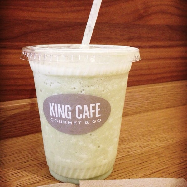 Das Foto wurde bei King Cafe Gourmet &amp; Go von Junfeng W. am 8/28/2013 aufgenommen