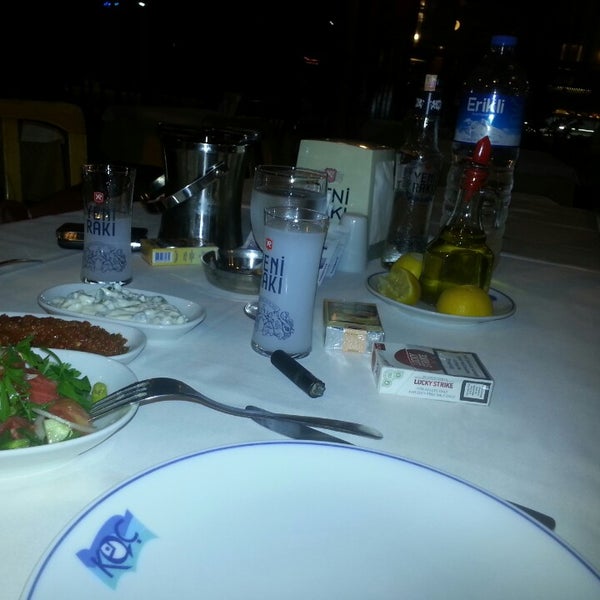 Das Foto wurde bei Koç Restaurant von Fatih I. am 8/1/2014 aufgenommen