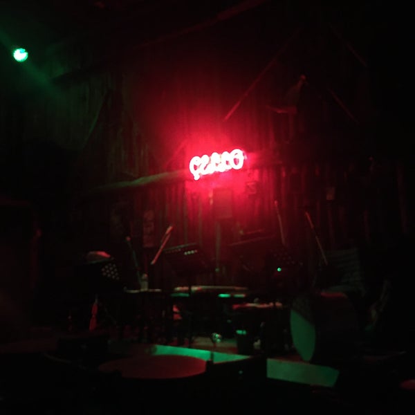 Foto tomada en Çello Cafe &amp; Bar  por Oyyuuuu 0. el 1/28/2020
