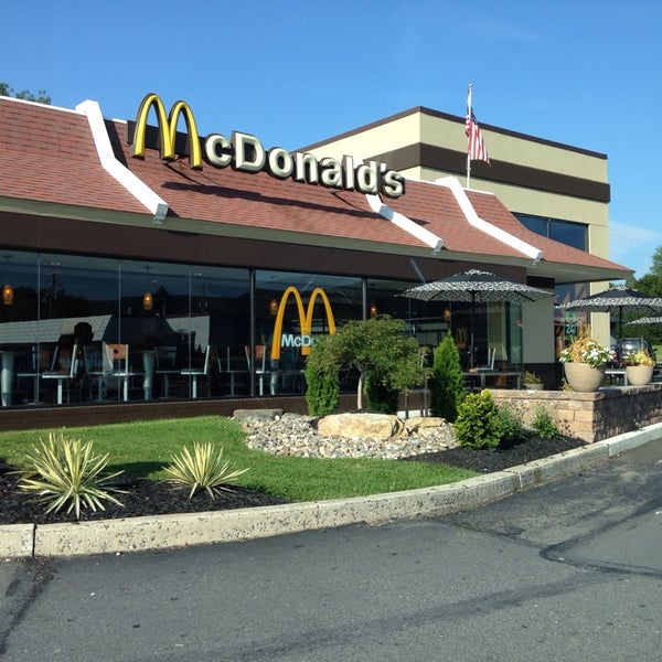 McDonald's 3 Lincoln Dr