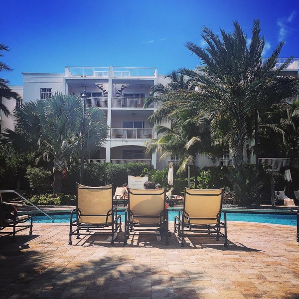 Foto diambil di Key West Marriott Beachside Hotel oleh Ginger Bobo S. pada 2/27/2016