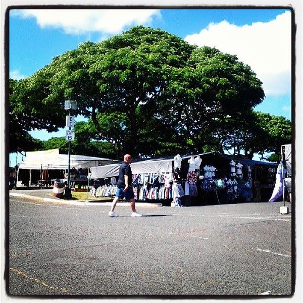 Photos at Aloha Stadium Swap Meet ‘Aiea, HI