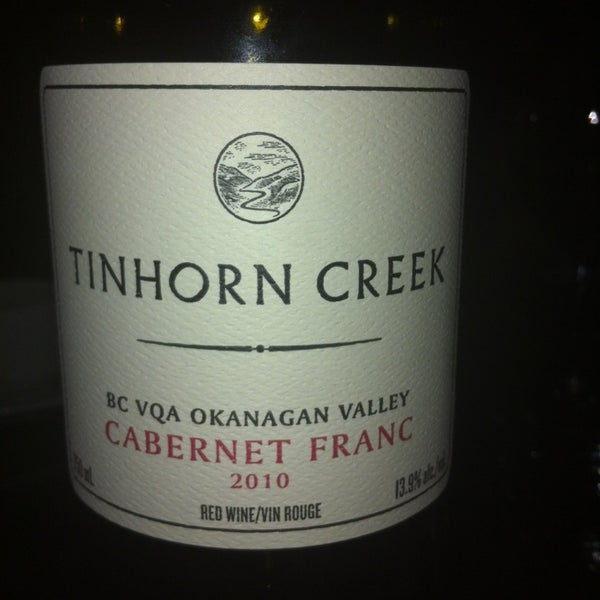 รูปภาพถ่ายที่ Tinhorn Creek Vineyards โดย Malie S. เมื่อ 7/21/2013