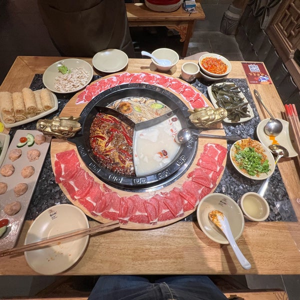 shu da xia steamboat