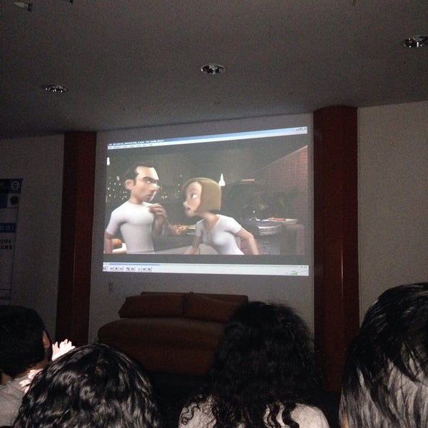 รูปภาพถ่ายที่ Universidad Casa Grande โดย Jose Manuel R. เมื่อ 11/15/2014