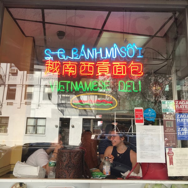 10/6/2017にSam M.がSaigon Vietnamese Sandwich Deliで撮った写真