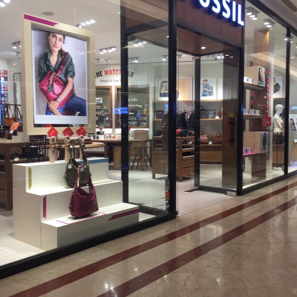 Fossil klcc outlet clearance