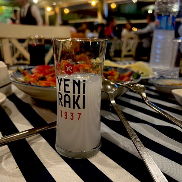 Photo taken at Zeytinlik Restoran by Orh D. on 10/19/2022