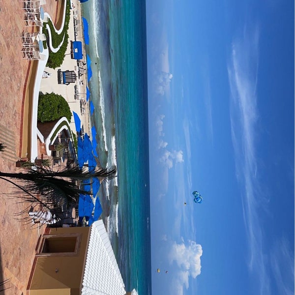 Снимок сделан в Grand Hotel Cancún managed by Kempinski. пользователем A 7/10/2022