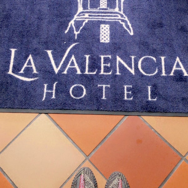 Photo taken at La Valencia Hotel by ✨🤎 . on 2/10/2021