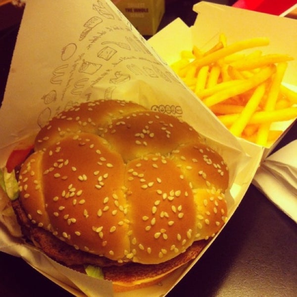 Foto scattata a McDonald&#39;s da G il 3/31/2013