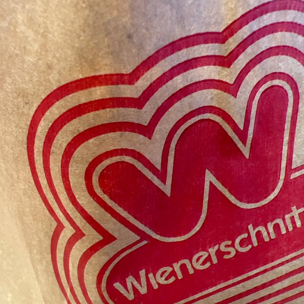Tees - Wienerschnitzel Logo : White