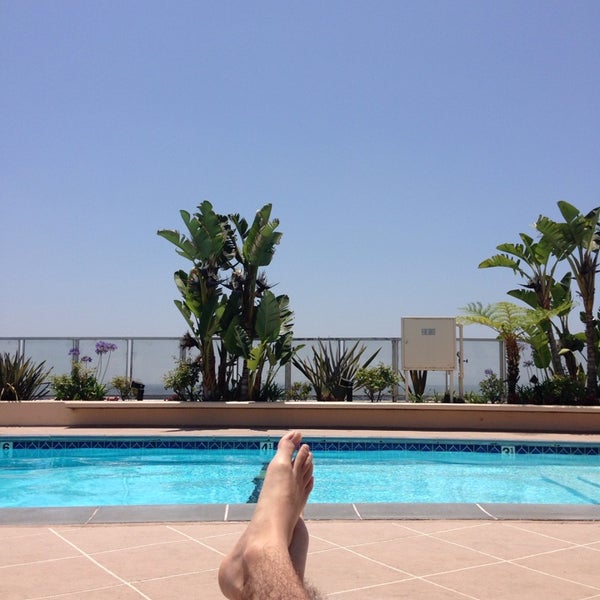 sterling ambassador tower Roof Wilshire Center Koreatown Irolo Street