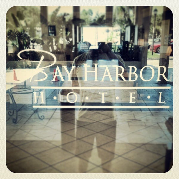 Photo taken at Best Western Bay Harbor Hotel by Orlando P. on 9/29/2013