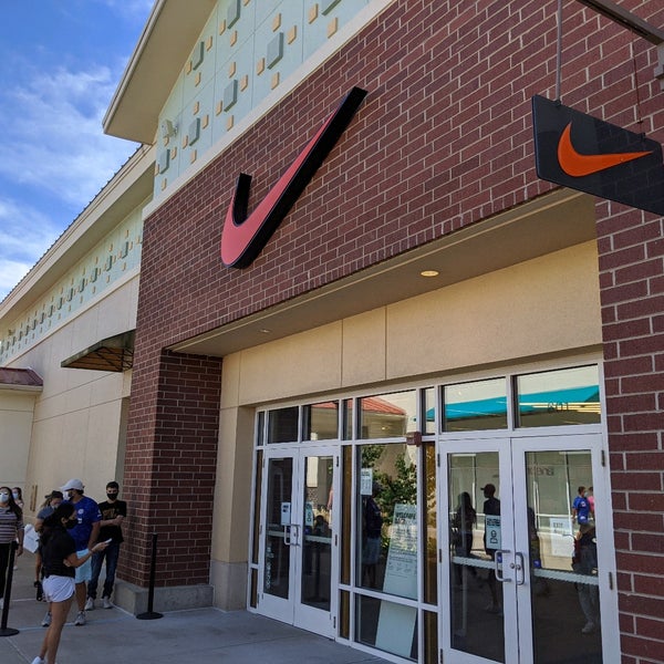 nike outlet aurora coupons