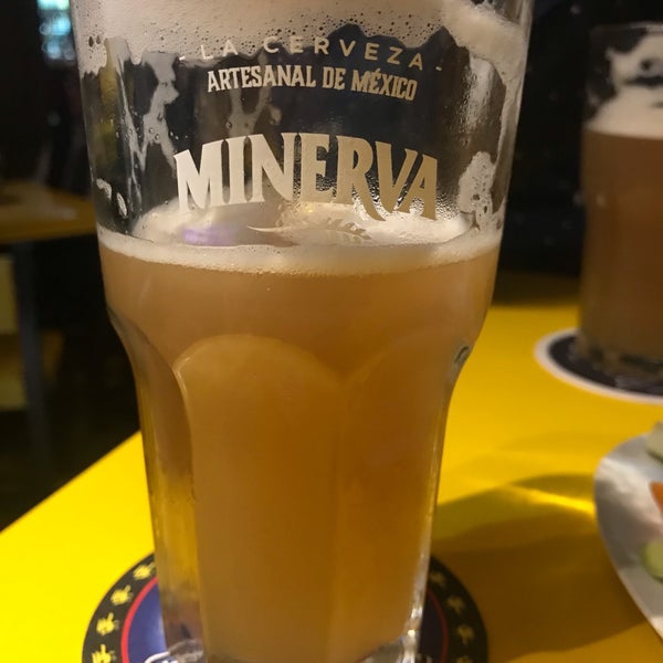 Foto tirada no(a) Krox Cerveza Artesanal por Shokolatito I. em 7/12/2019