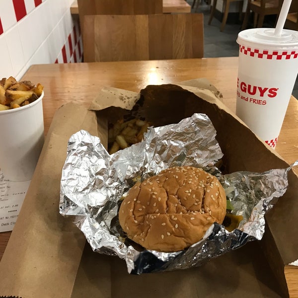 Photo taken at Five Guys by Olivera on 2/14/2020