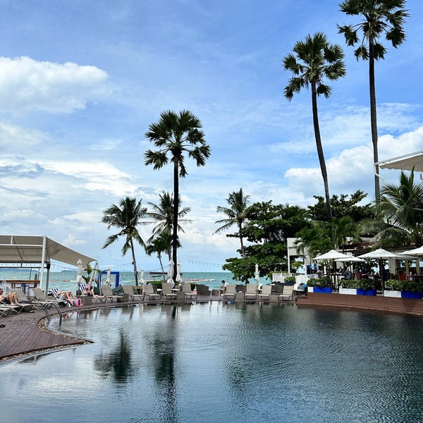 Foto tomada en Pullman Pattaya Hotel G  por Worawut J. el 10/3/2022