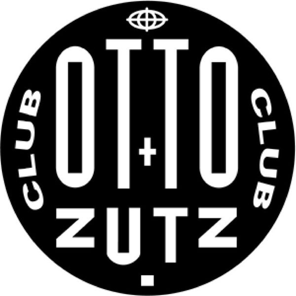 7/27/2013 tarihinde Raul O.ziyaretçi tarafından Otto Zutz Club'de çekilen fotoğraf
