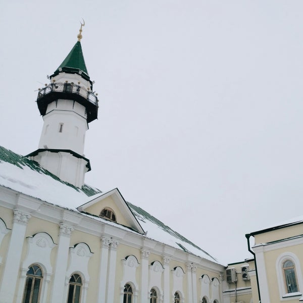 Институт марджани. Марджани 9. Марджани 9. Марджани 9. Аль марджани стены снаружи.