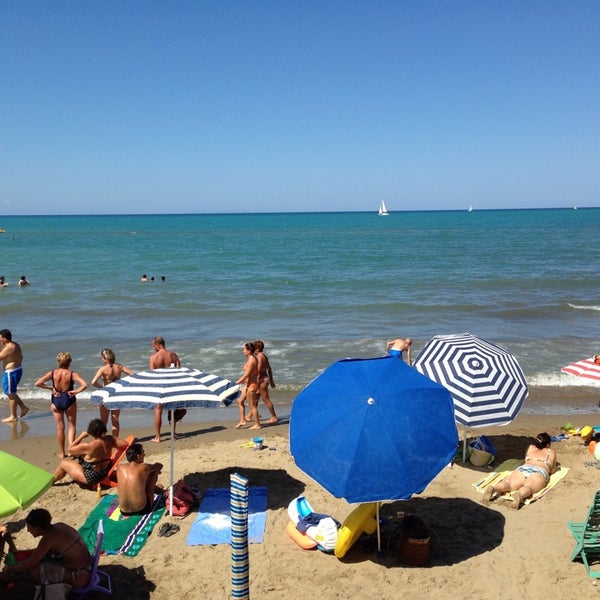 Photos At Spiaggia Libera San Vincenzo Corso Italia