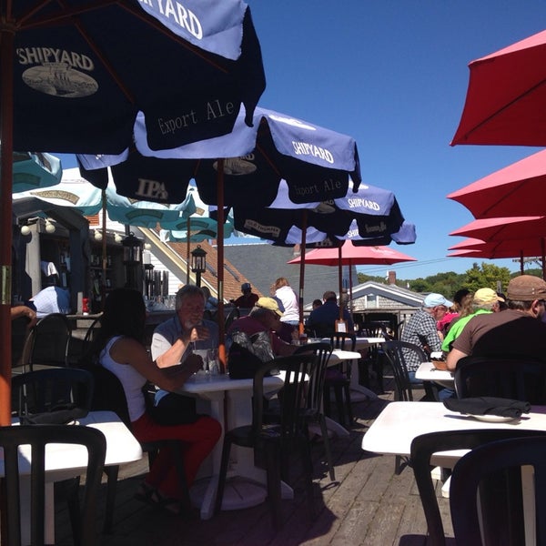 Photo prise au Boathouse Bistro Tapas Bar &amp; Restaurant par Kathy G. le9/7/2014