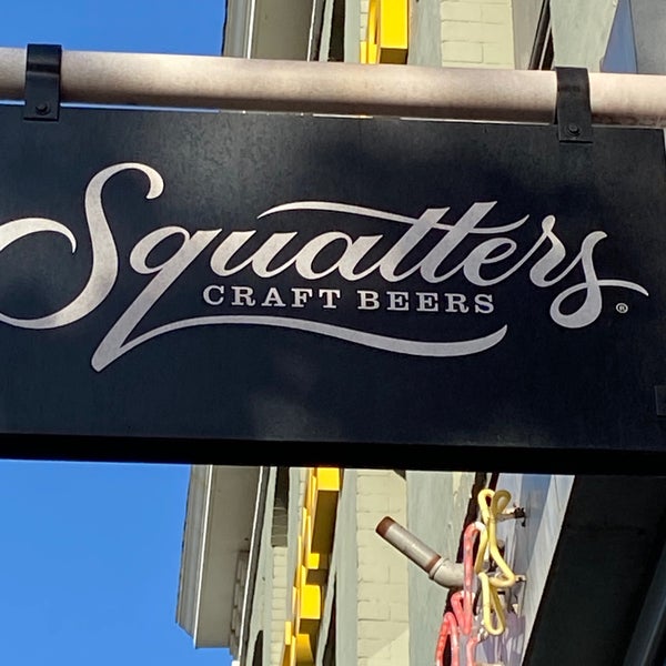 Das Foto wurde bei Squatters Pub Brewery von Jeffrey S. am 6/17/2022 aufgenommen