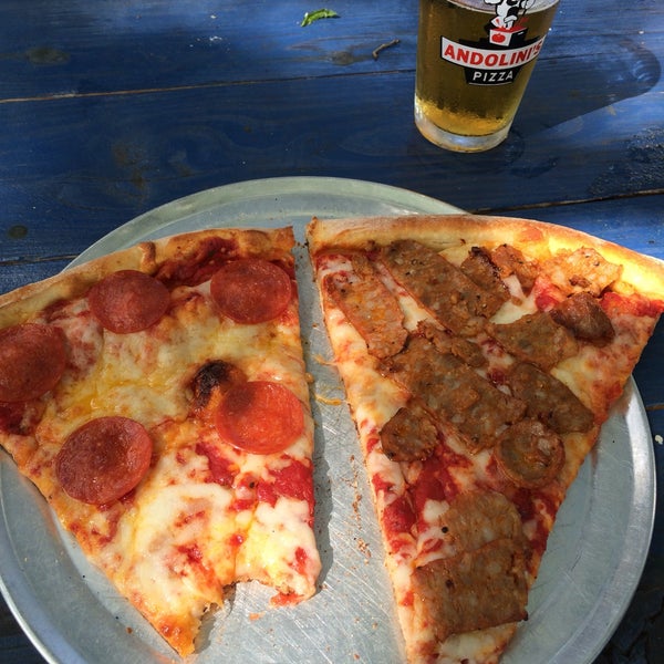 5/21/2016にJeffrey S.がAndolini&#39;s Pizzaで撮った写真