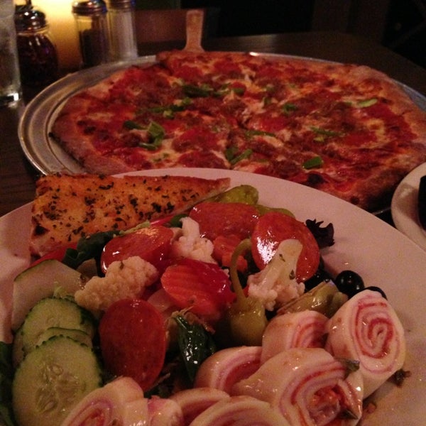 Pesto's Gourmet Pizza & Wine Bar 15 tips