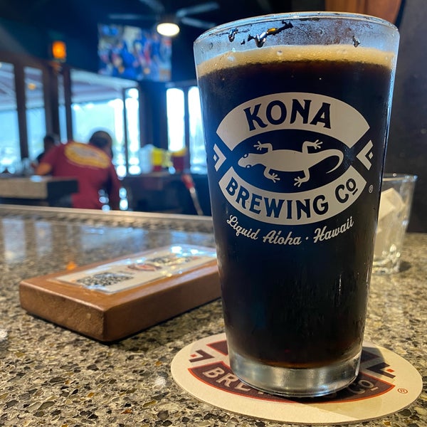 Photo taken at Kona Brewing Co. by Nick G. on 10/9/2021