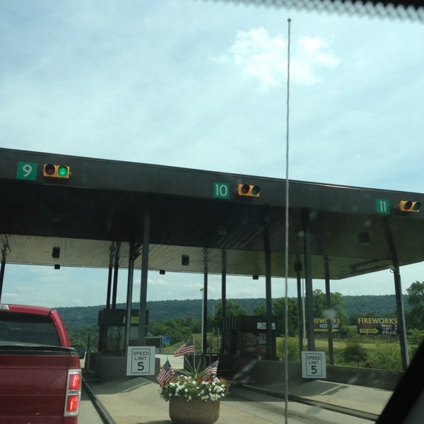Exit 161 Breezewood Breezewood, PA