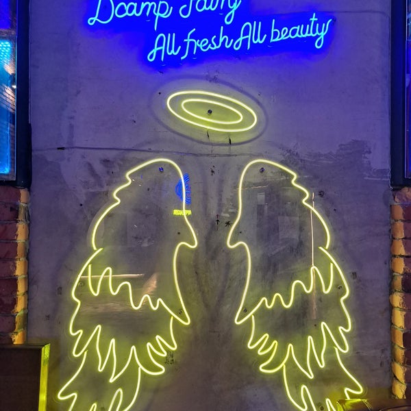 大嘴叭 Loud Speaker Karaoke Bar in Puchong