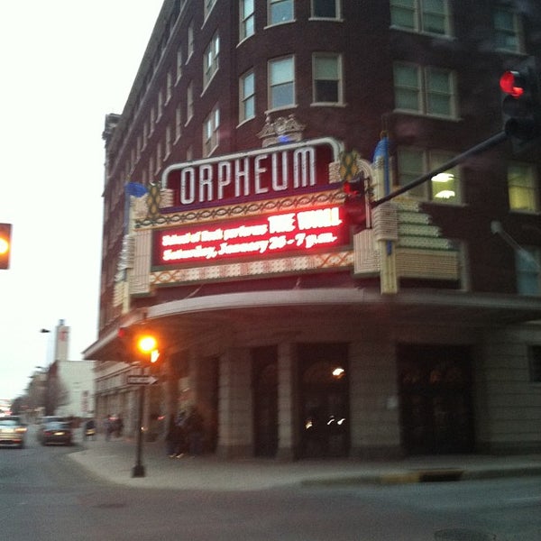 Photo taken at Orpheum Theatre by Jason R. on 1/27/2013