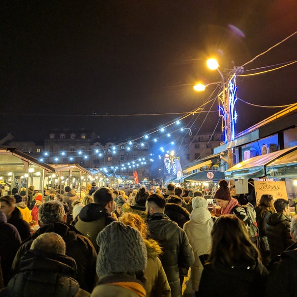 Photo taken at Bajlonijeva pijaca | Pijaca Skadarlija by Miloš on 12/28/2018