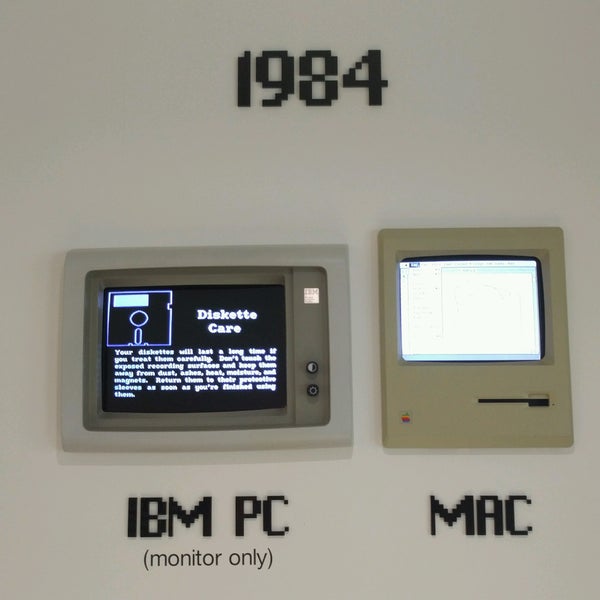 Foto diambil di Apple Museum oleh Miloš pada 8/23/2016