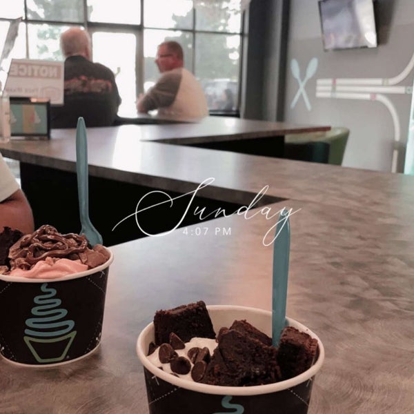 Foto scattata a di&#39;lishi frozen yogurt bar da Momo il 10/3/2021