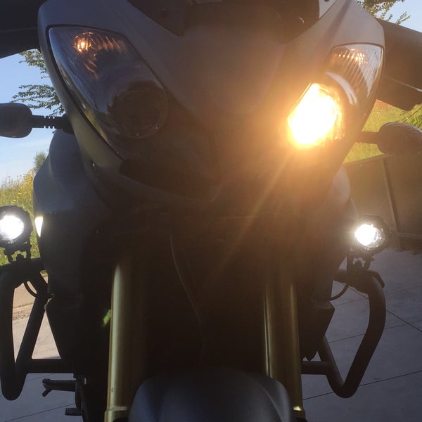 8/21/2019にJonas V.がBMC - Triumph Motorcyclesで撮った写真