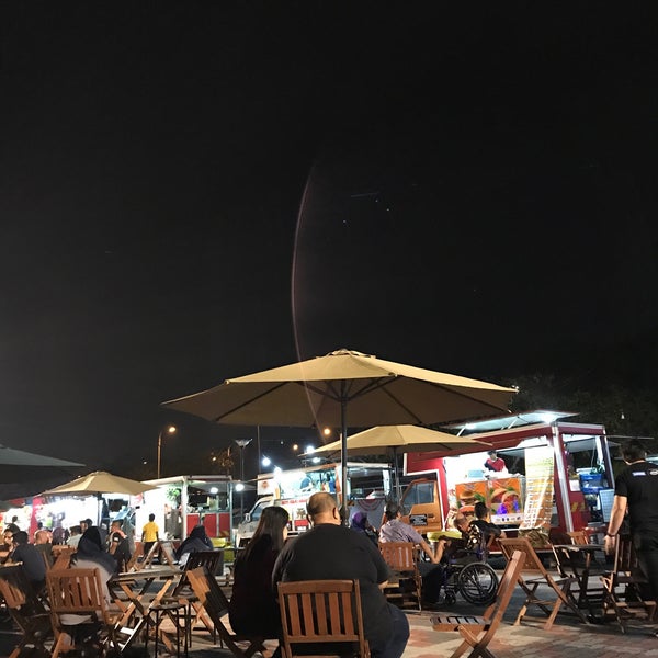 Photos At Foodtruck Presint 14 1 Tip