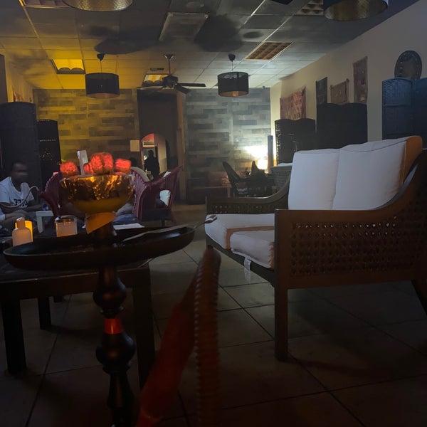 Foto tirada no(a) The Village Hookah Lounge por Abdullah ⚖. em 9/5/2020