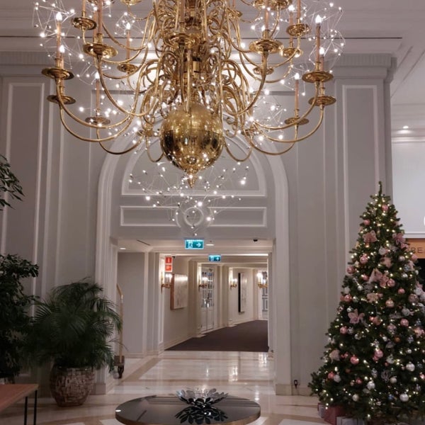 Foto tirada no(a) Hilton Brussels Grand Place por Fanf em 12/4/2022