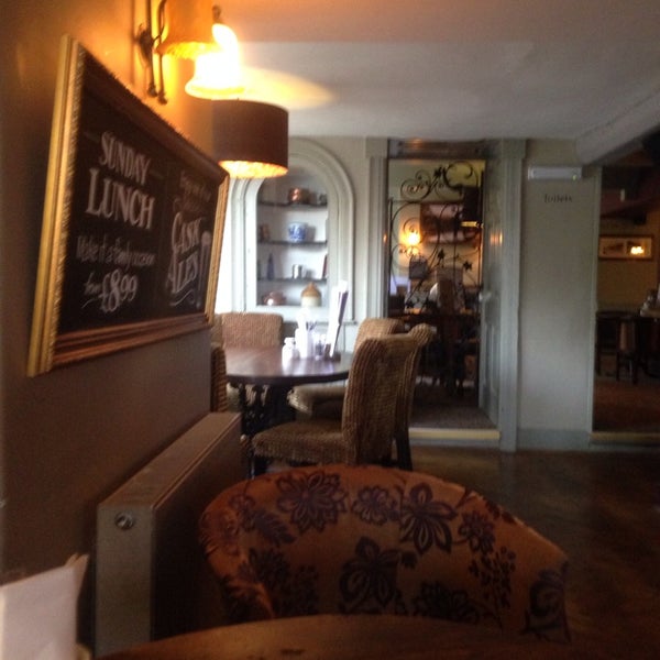 Cross Hands Hotel Hotel in Old Sodbury Cross Hands Hotel Hotel in Old Sodbury