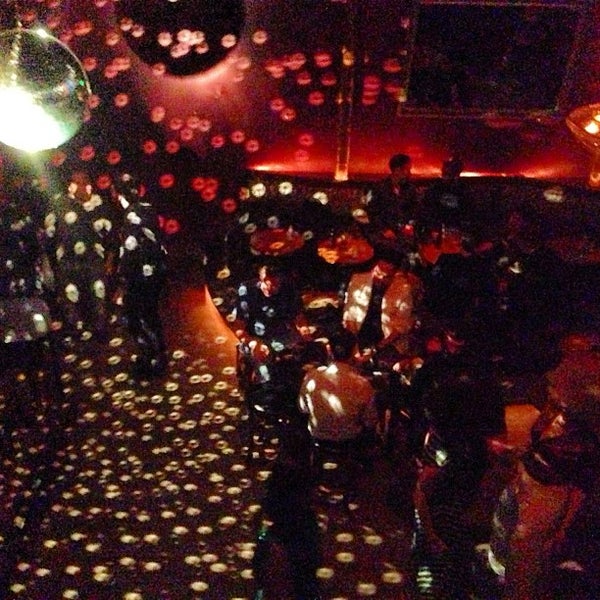 3/30/2013にMeng H.がFontana&#39;s Barで撮った写真