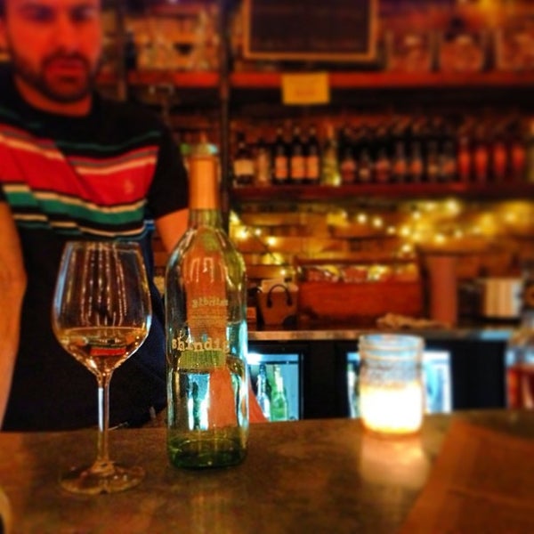1/28/2013에 Meng H.님이 Brooklyn Oenology Winery [BOE]에서 찍은 사진