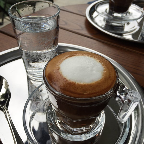 5/21/2015에 Ali K.님이 Tabure Coffee에서 찍은 사진
