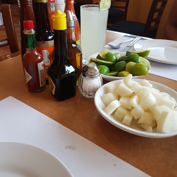 Das Foto wurde bei Restaurante Los Delfines von Citlali O. am 9/8/2018 aufgenommen